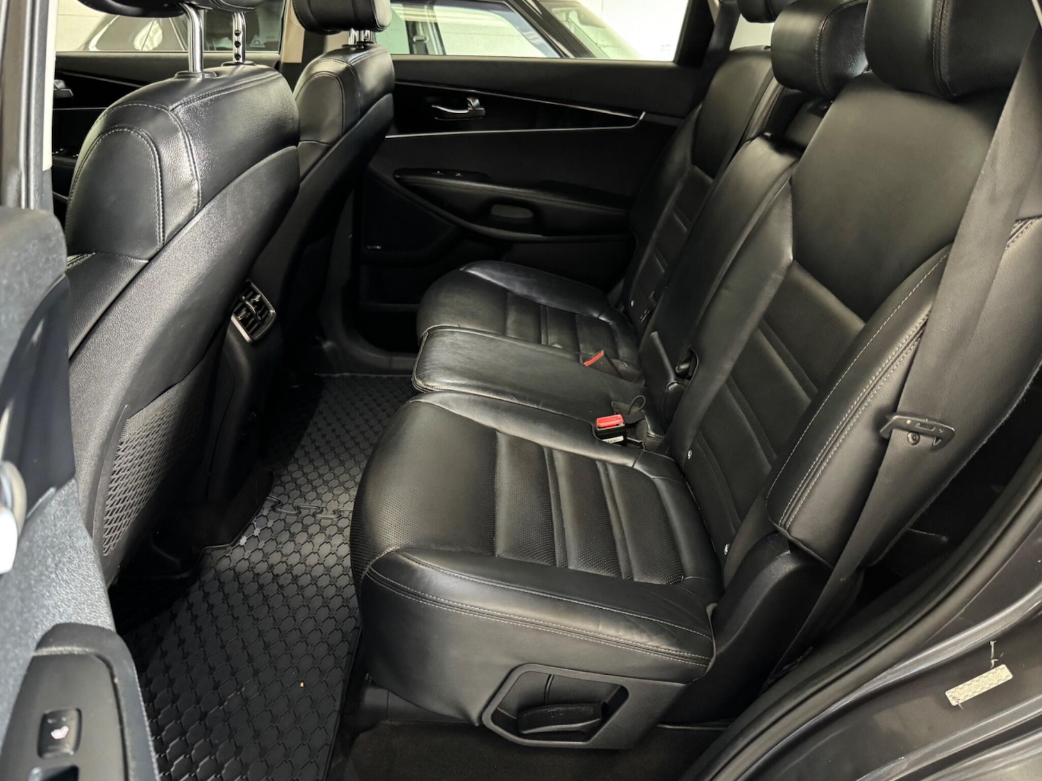 Used Kia Sorento 2016 for sale - 76840727: Photo 38