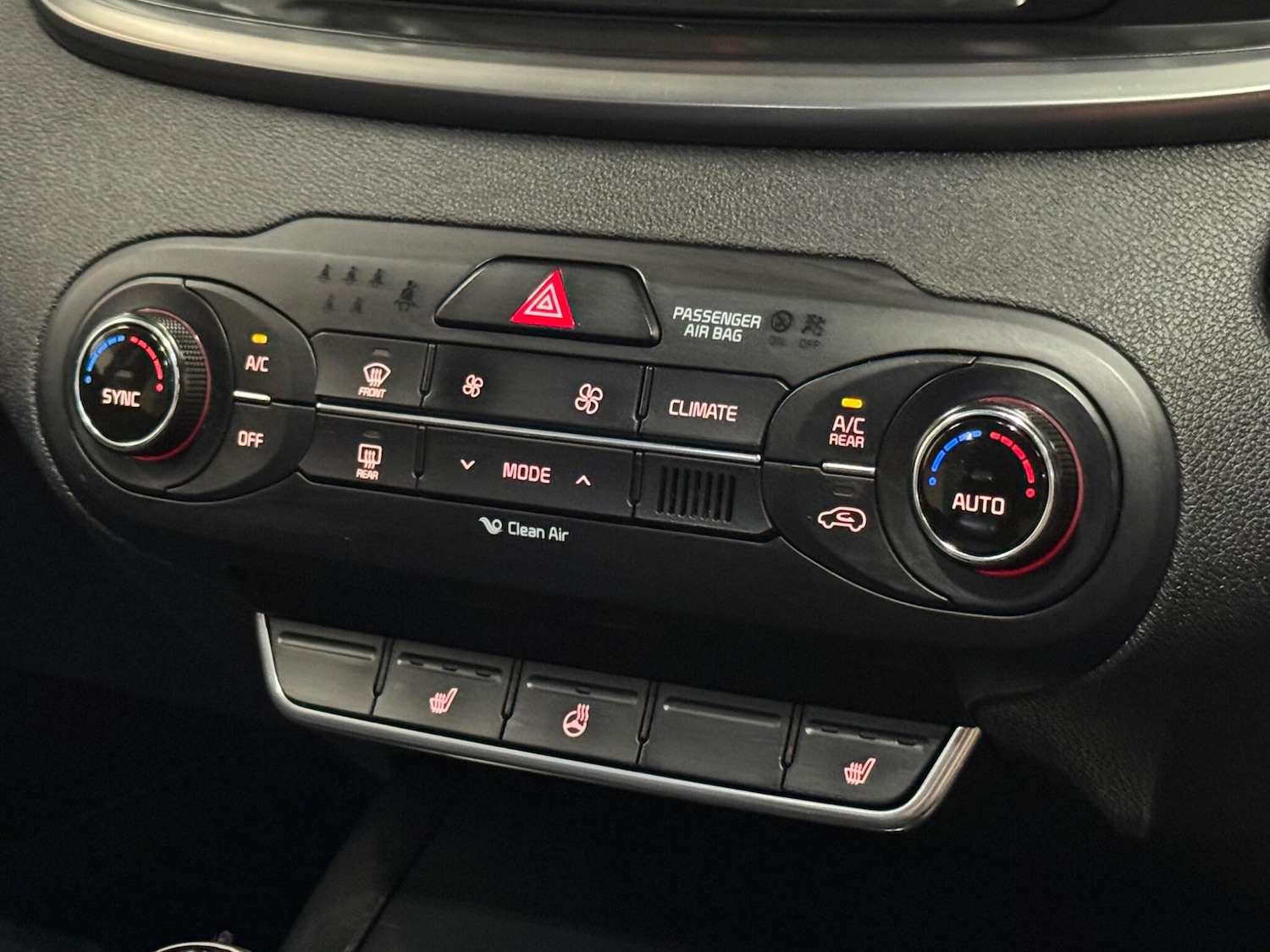 Used Kia Sorento 2016 for sale - 76840727: Photo 60