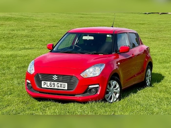 Used Suzuki Swift 2020 for sale - 79532601: Photo
