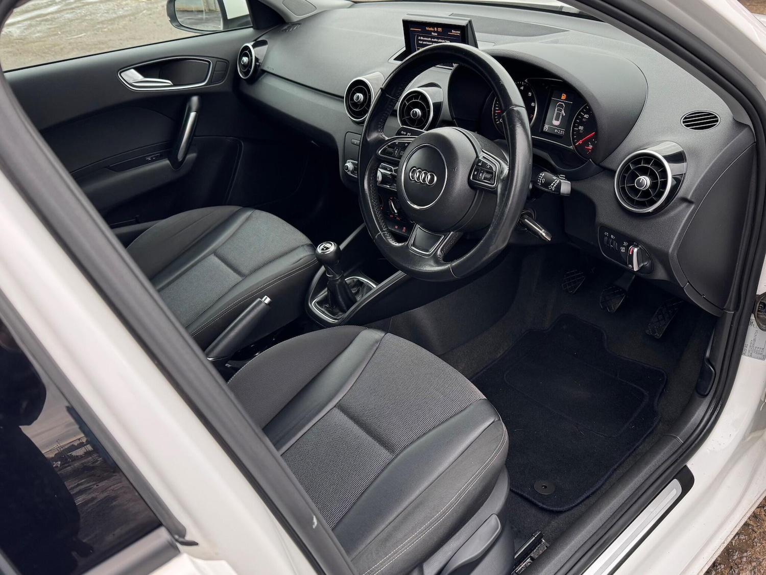 Used Audi A1 2016 for sale - 77163321: Photo 2