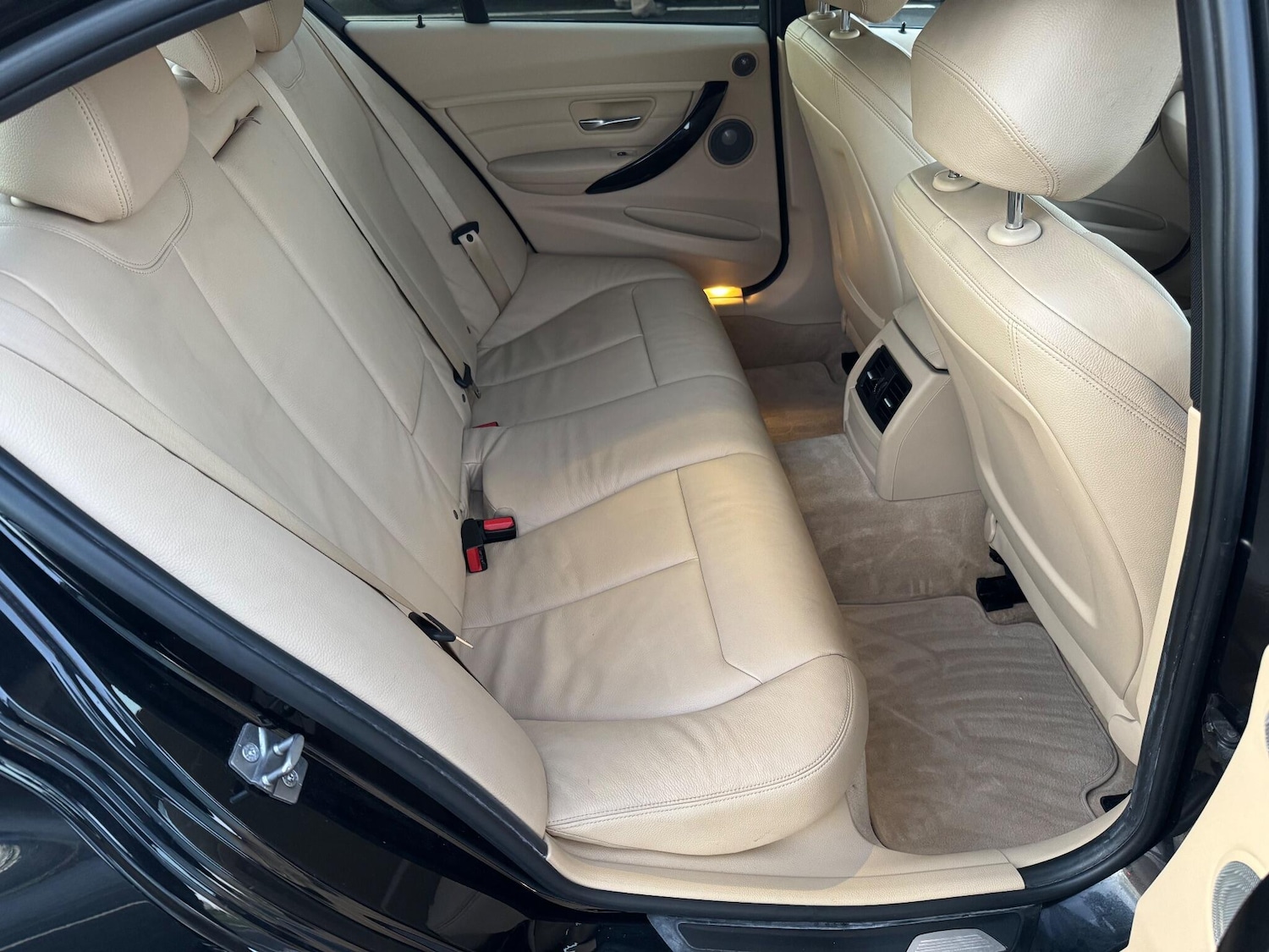 Used BMW 3 Series 2014 for sale - 76976275: Photo 36