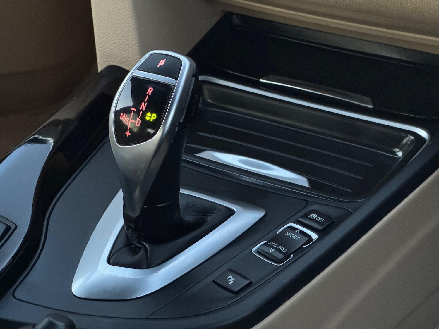 Used BMW 3 Series 2014 for sale - 76976275: Photo 52