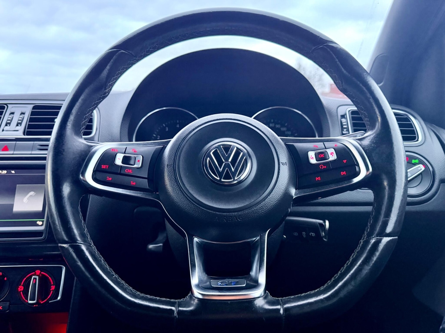 Used Volkswagen Polo 2014 for sale - 77612074: Photo 24