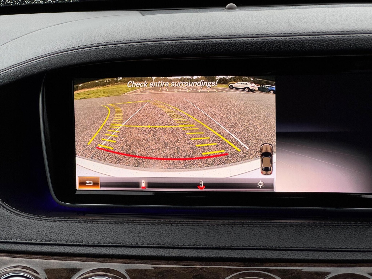 Used Mercedes-Benz S Class 2014 for sale - 77278767: Photo 2