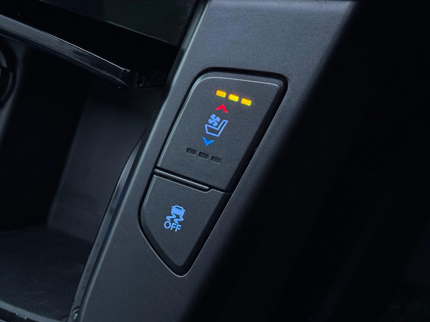 Used Hyundai i40 2015 for sale - 77163629: Photo 11