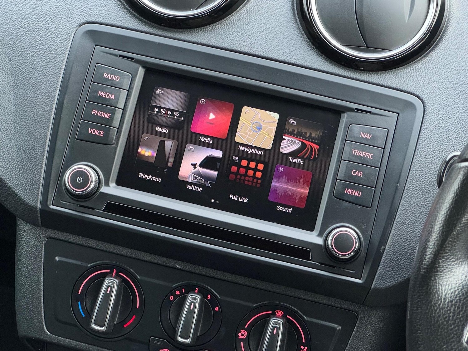 Used SEAT Ibiza 2017 for sale - 76840739: Photo 2