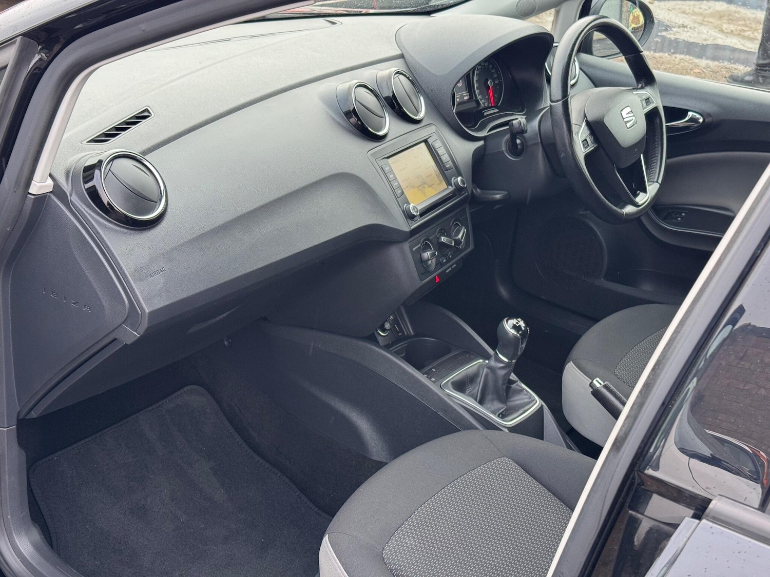 Used SEAT Ibiza 2017 for sale - 76840739: Photo 24