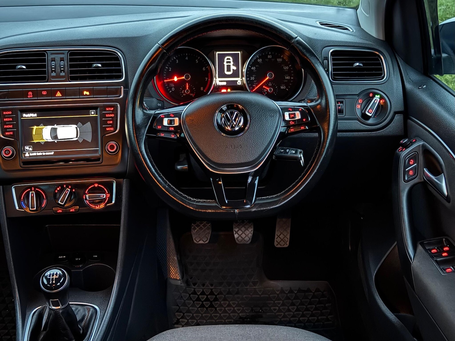 Used Volkswagen Polo 2016 for sale - 76839291: Photo 33