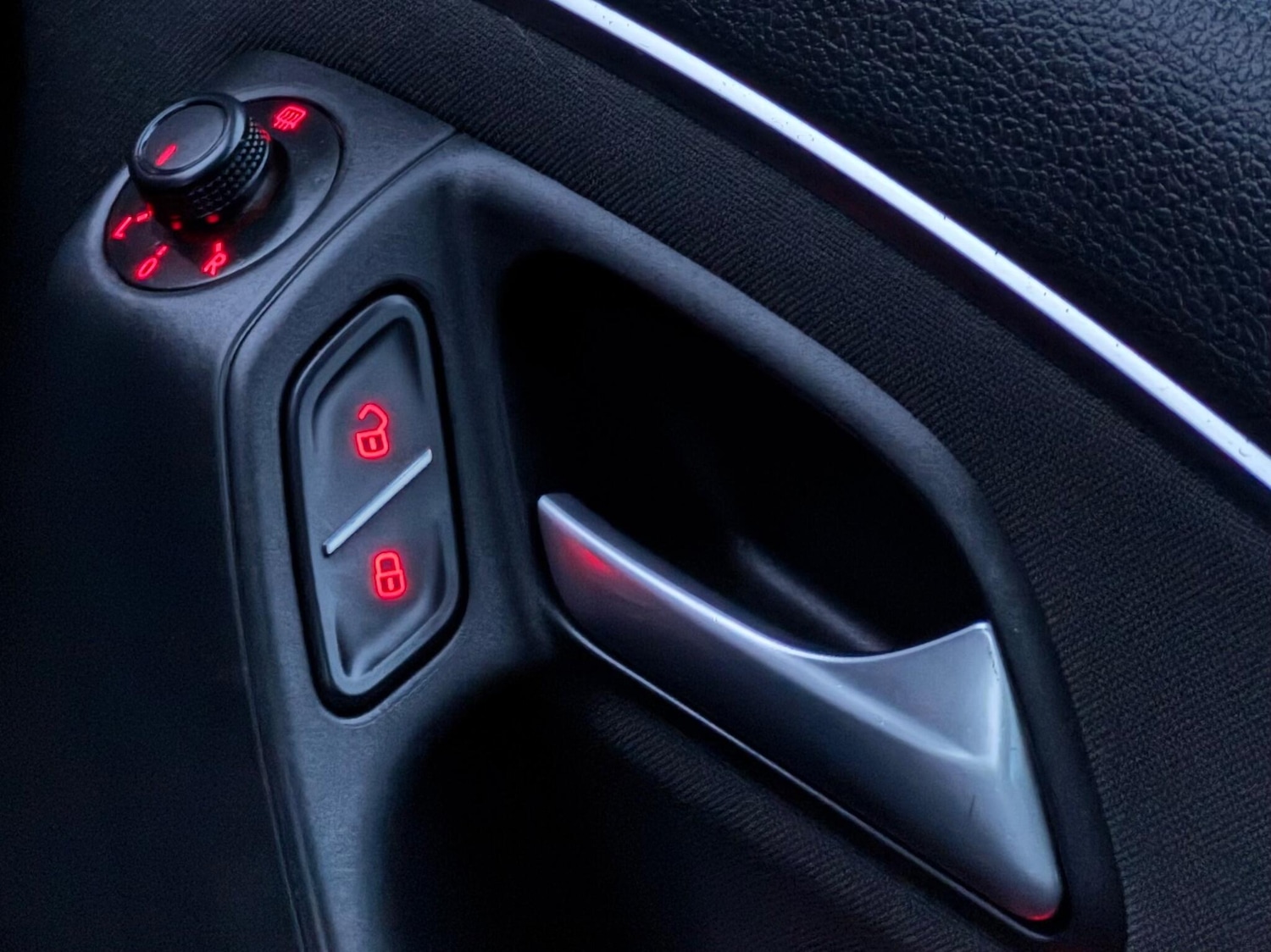 Used Volkswagen Polo 2016 for sale - 76839291: Photo 40