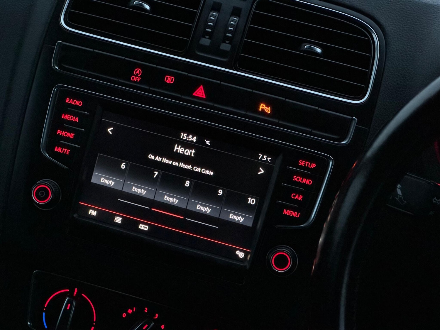 Used Volkswagen Polo 2016 for sale - 76839291: Photo 42