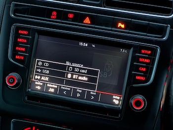 Used Volkswagen Polo 2016 for sale - 76839291: Photo