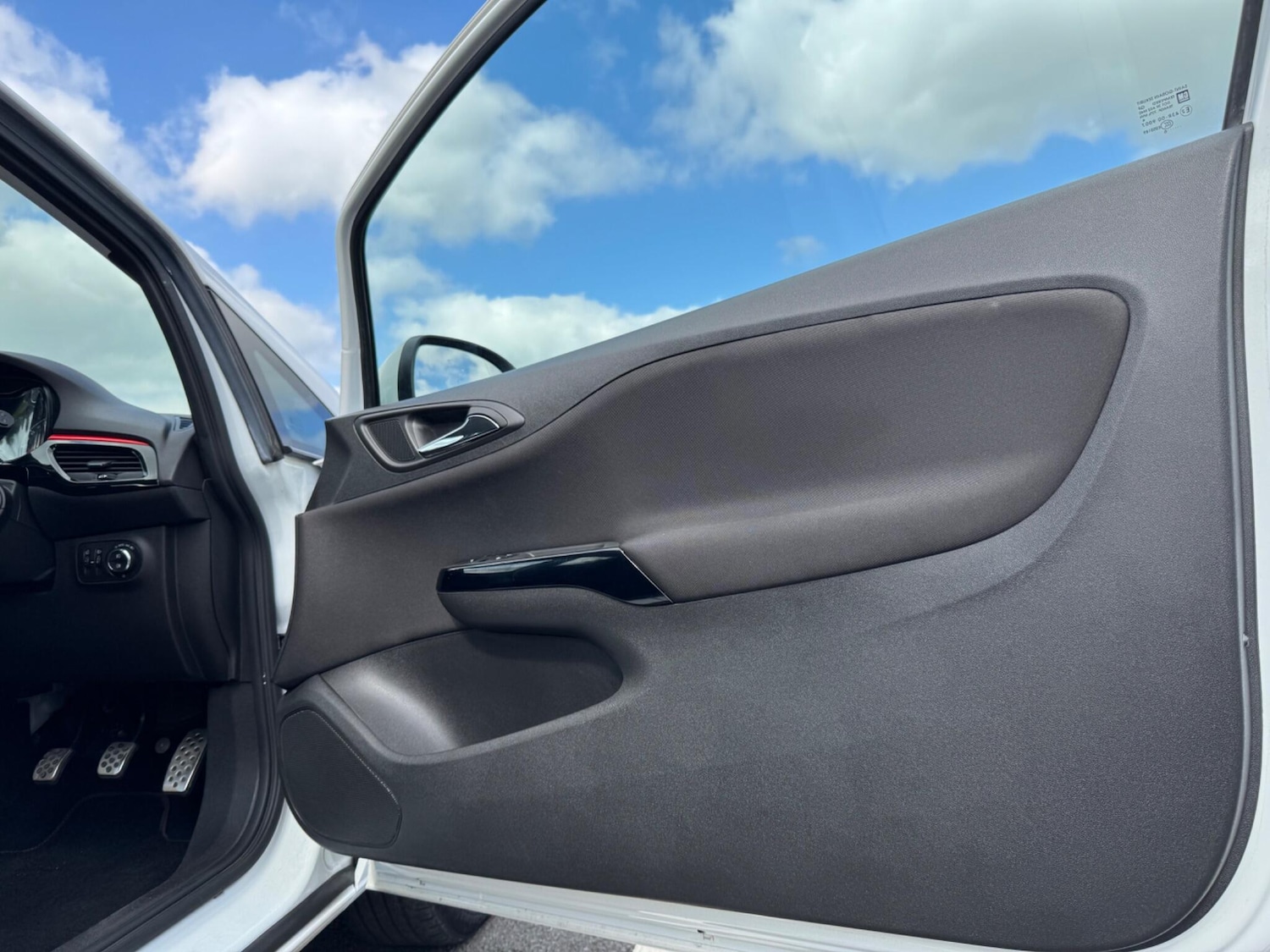 Used Vauxhall Corsa 2016 for sale - 76840738: Photo 45