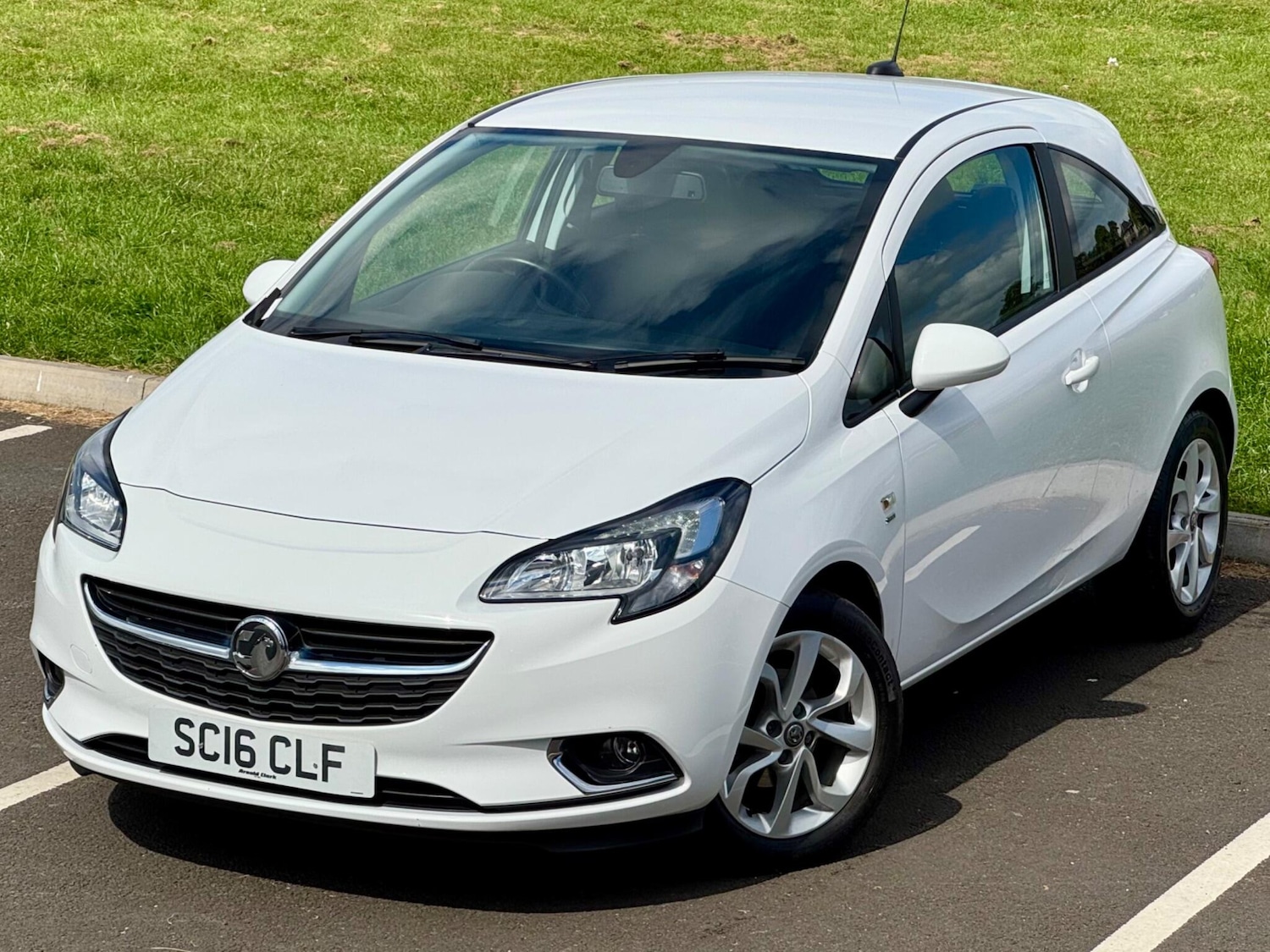 Used Vauxhall Corsa 2016 for sale - 76840738: Photo 9