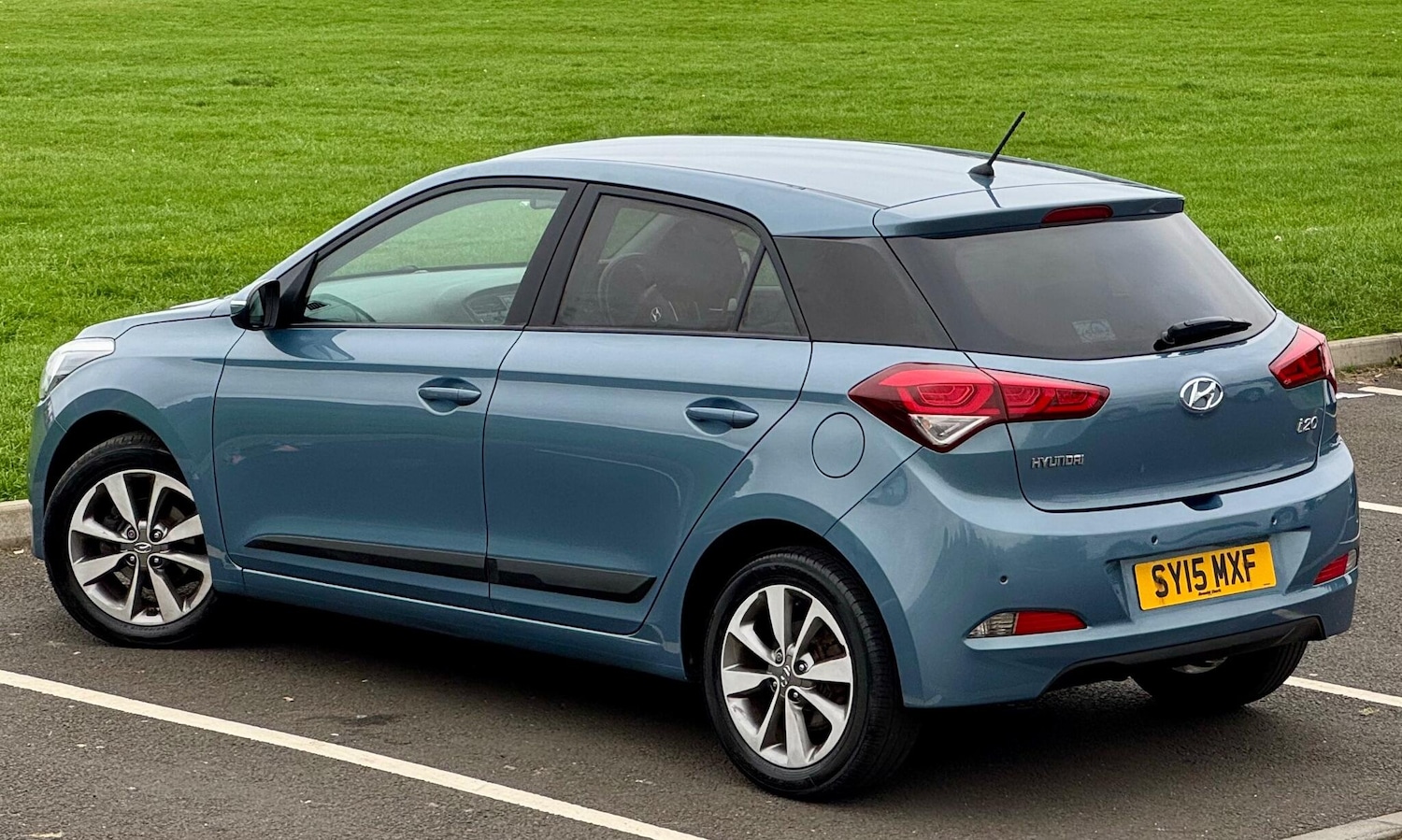 Used Hyundai i20 2015 for sale - 76840742: Photo 13