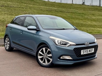 Used Hyundai i20 2015 for sale - 76840742: Photo