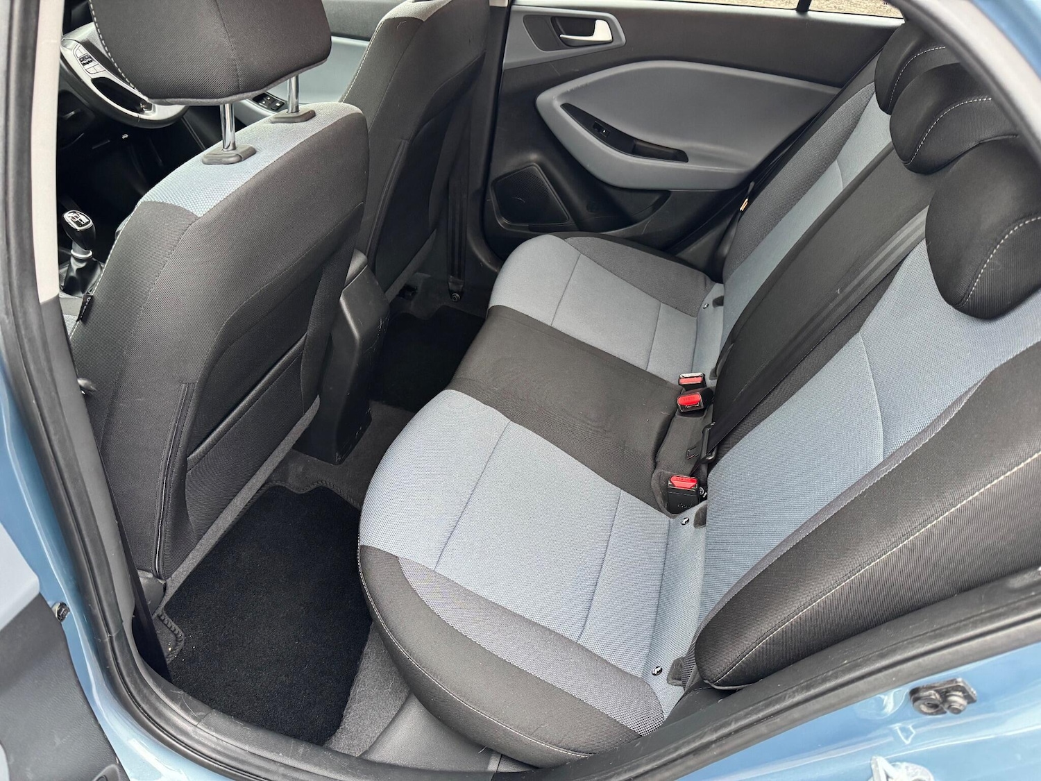 Used Hyundai i20 2015 for sale - 76840742: Photo 35