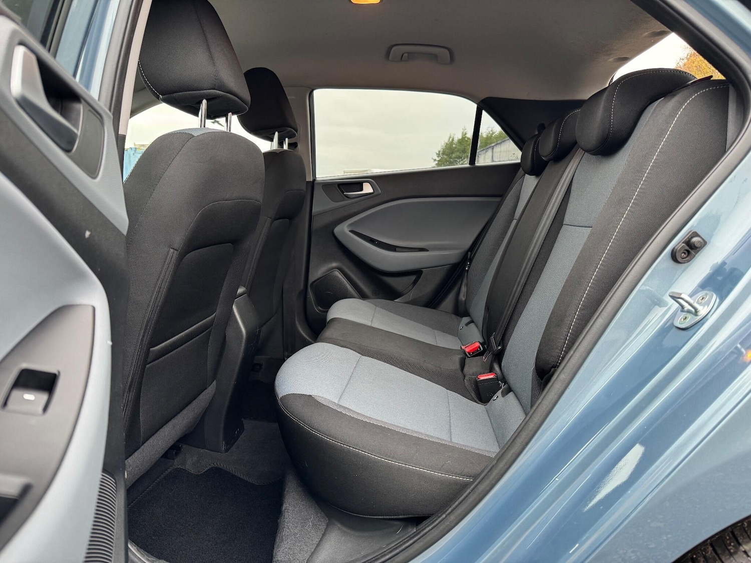 Used Hyundai i20 2015 for sale - 76840742: Photo 36