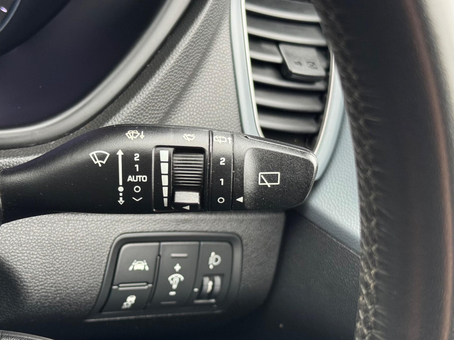 Used Hyundai i20 2015 for sale - 76840742: Photo 46