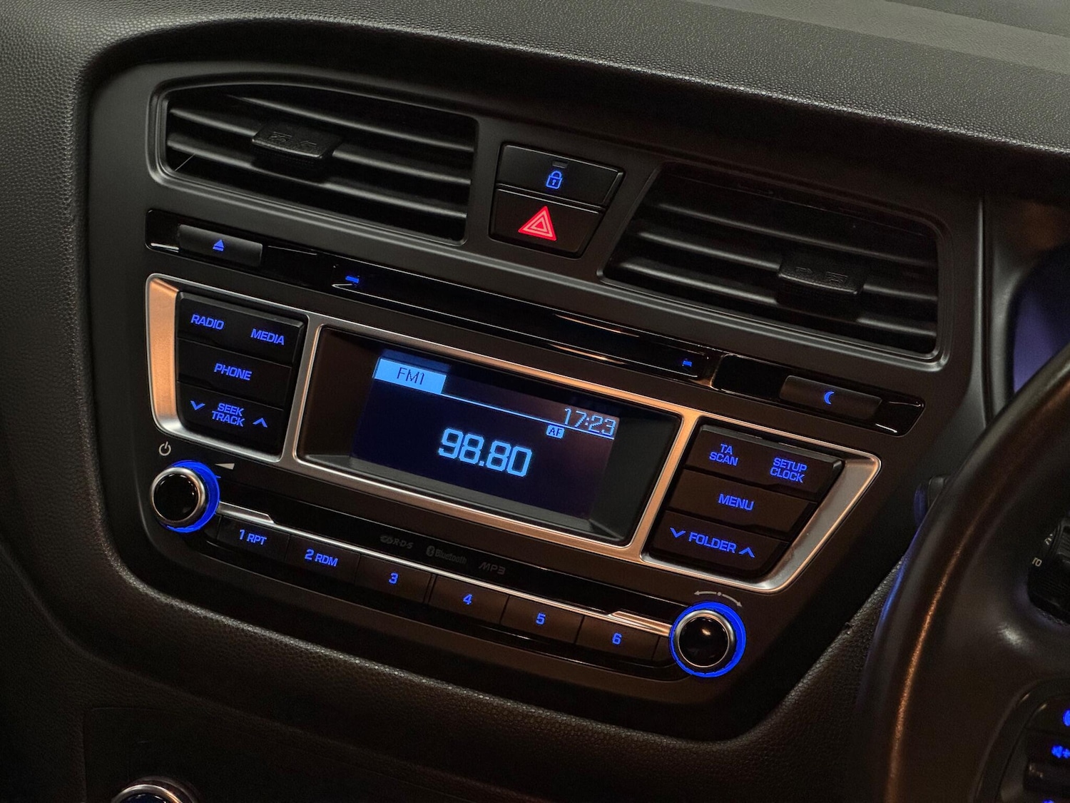 Used Hyundai i20 2015 for sale - 76840742: Photo 49