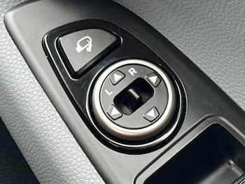 Used Hyundai i20 2015 for sale - 76840742: Photo