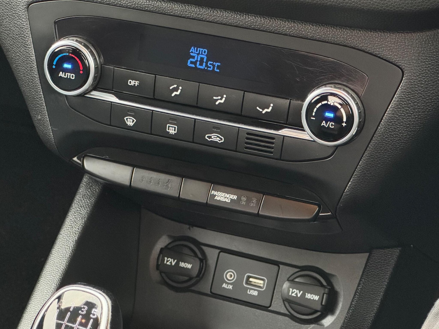 Used Hyundai i20 2015 for sale - 76840742: Photo 50