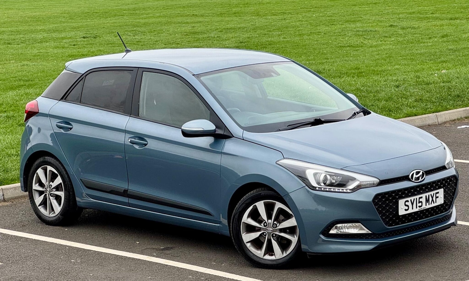 Used Hyundai i20 2015 for sale - 76840742: Photo 6