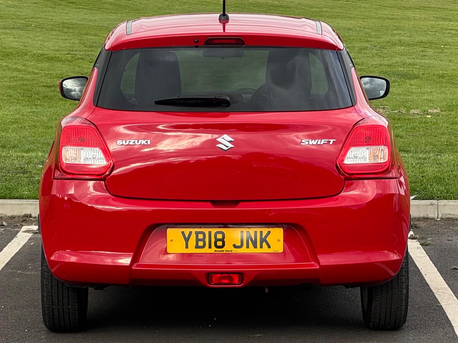 Used Suzuki Swift 2018 for sale - 76840730: Photo 15