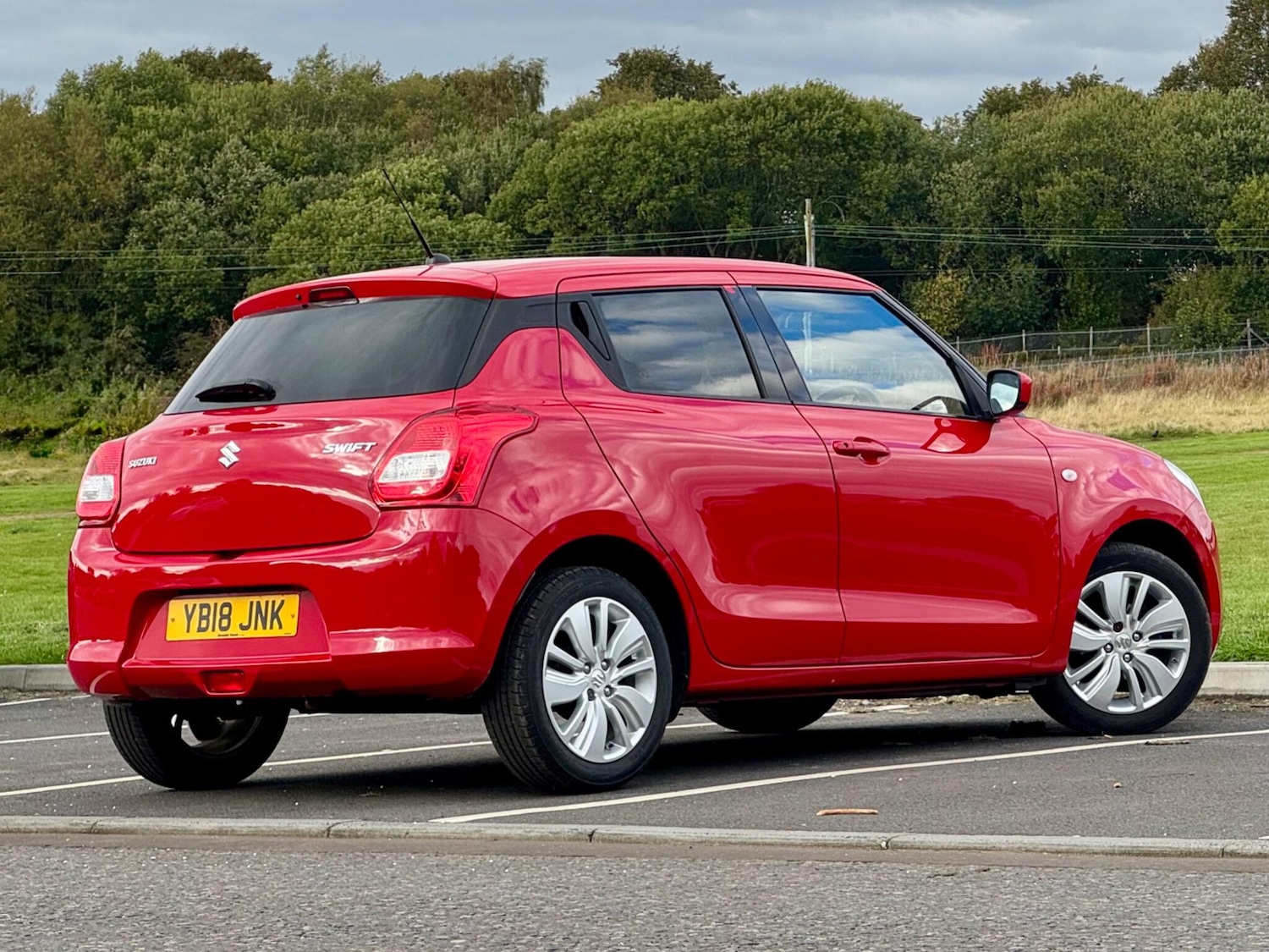 Used Suzuki Swift 2018 for sale - 76840730: Photo 18