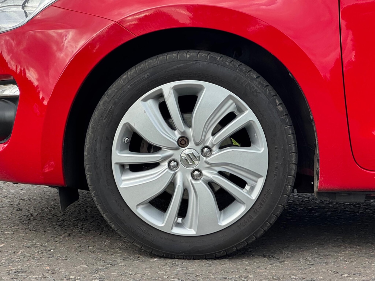 Used Suzuki Swift 2018 for sale - 76840730: Photo 20