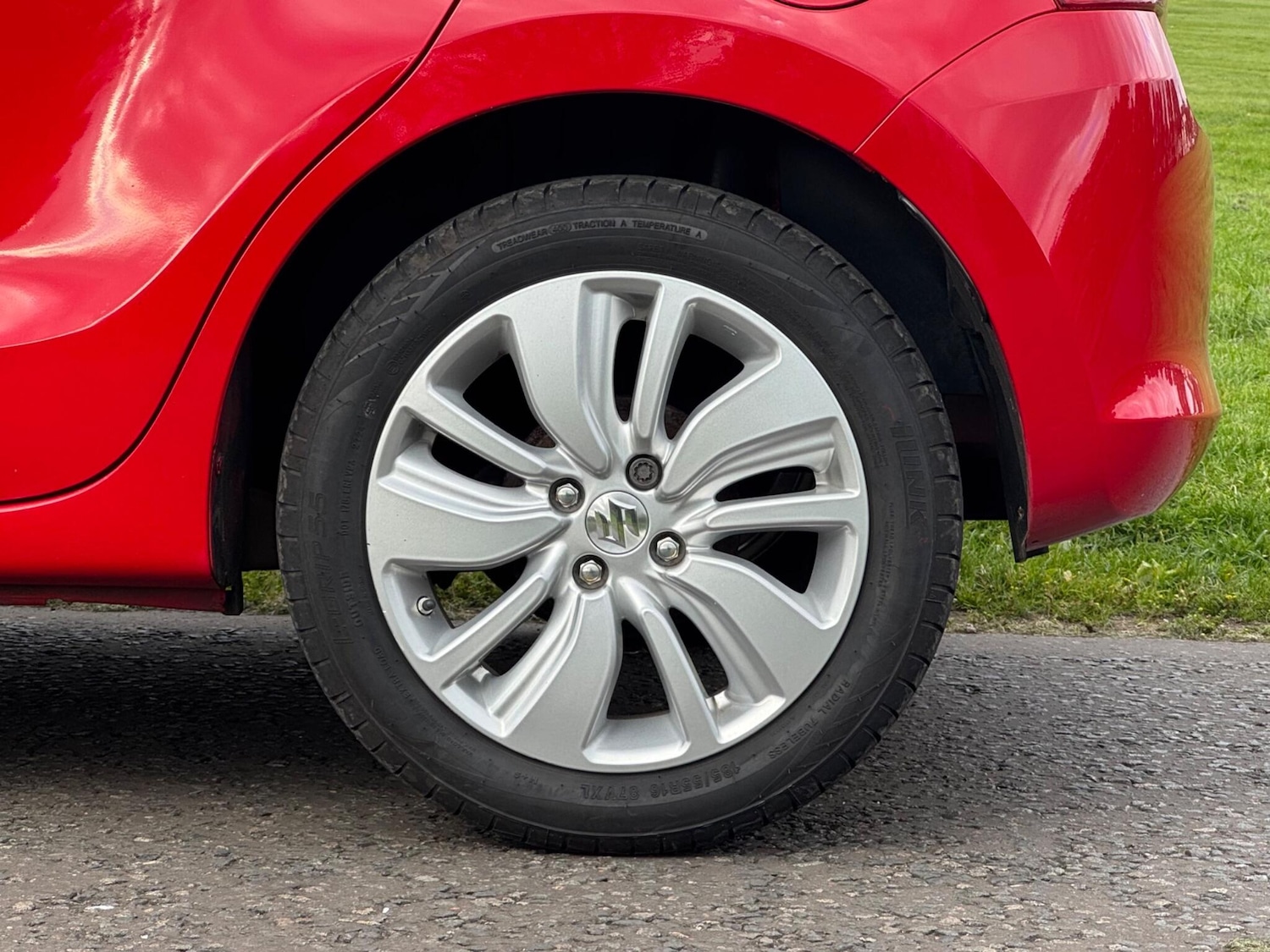 Used Suzuki Swift 2018 for sale - 76840730: Photo 21