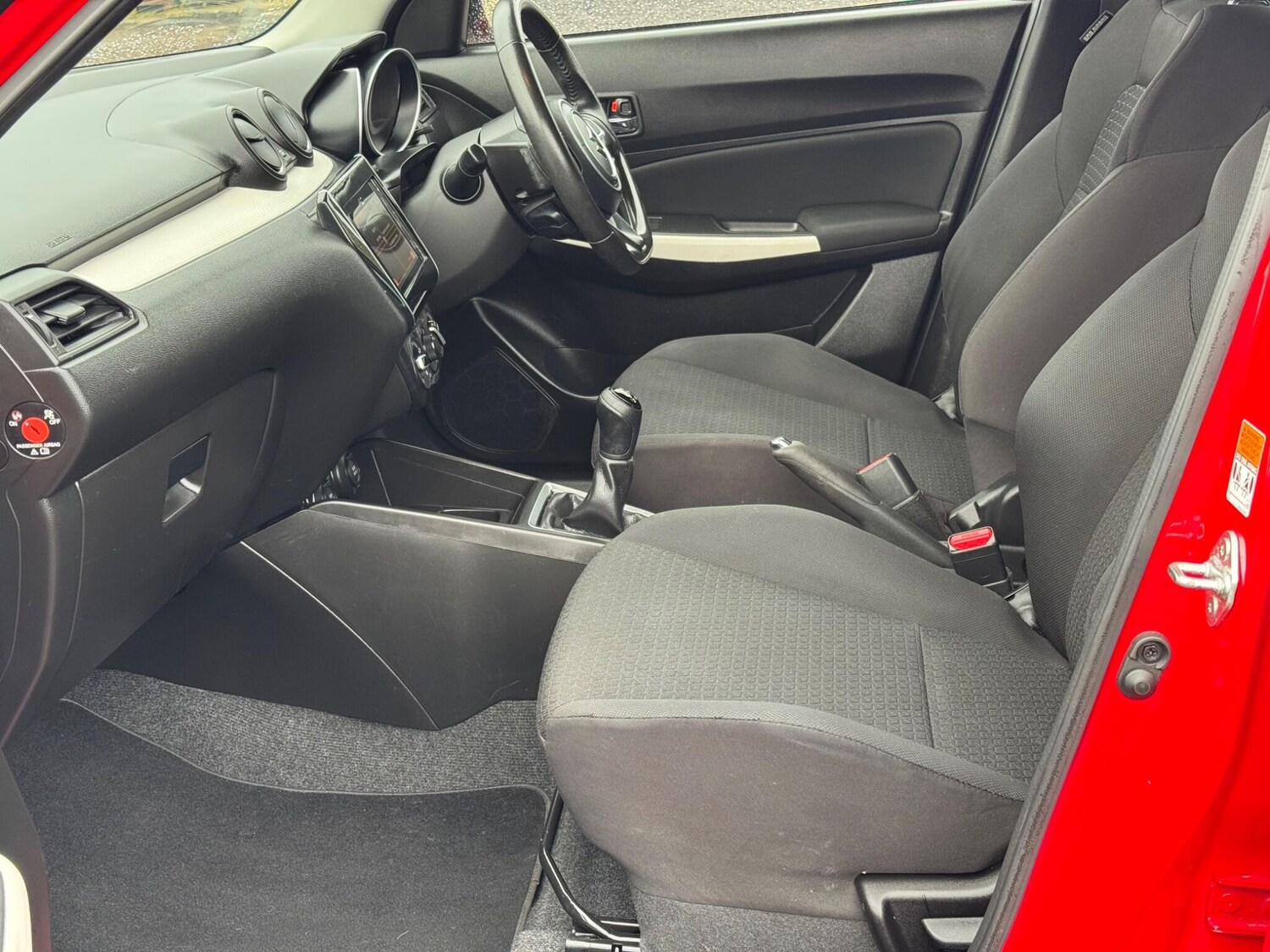 Used Suzuki Swift 2018 for sale - 76840730: Photo 33