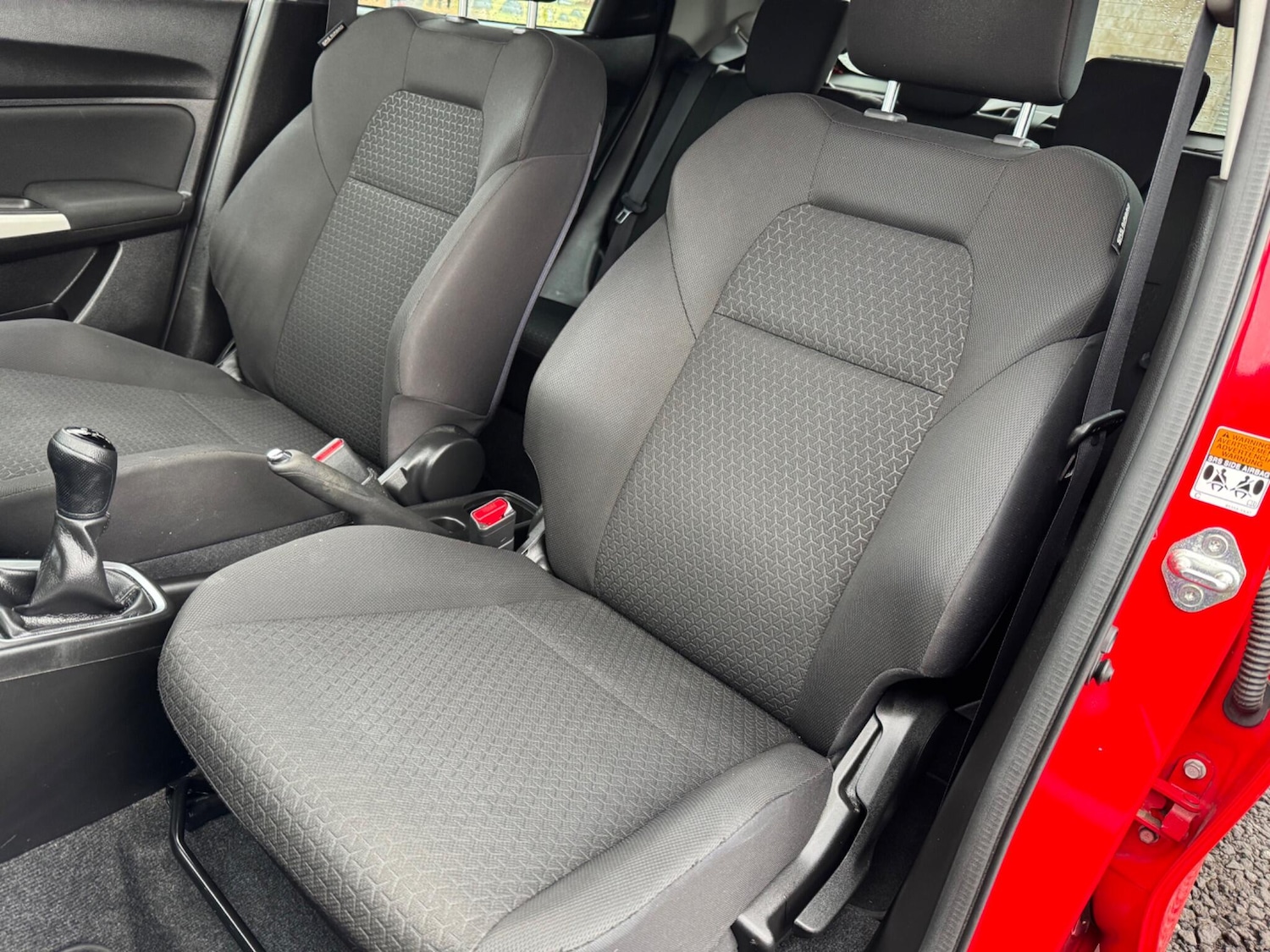 Used Suzuki Swift 2018 for sale - 76840730: Photo 34