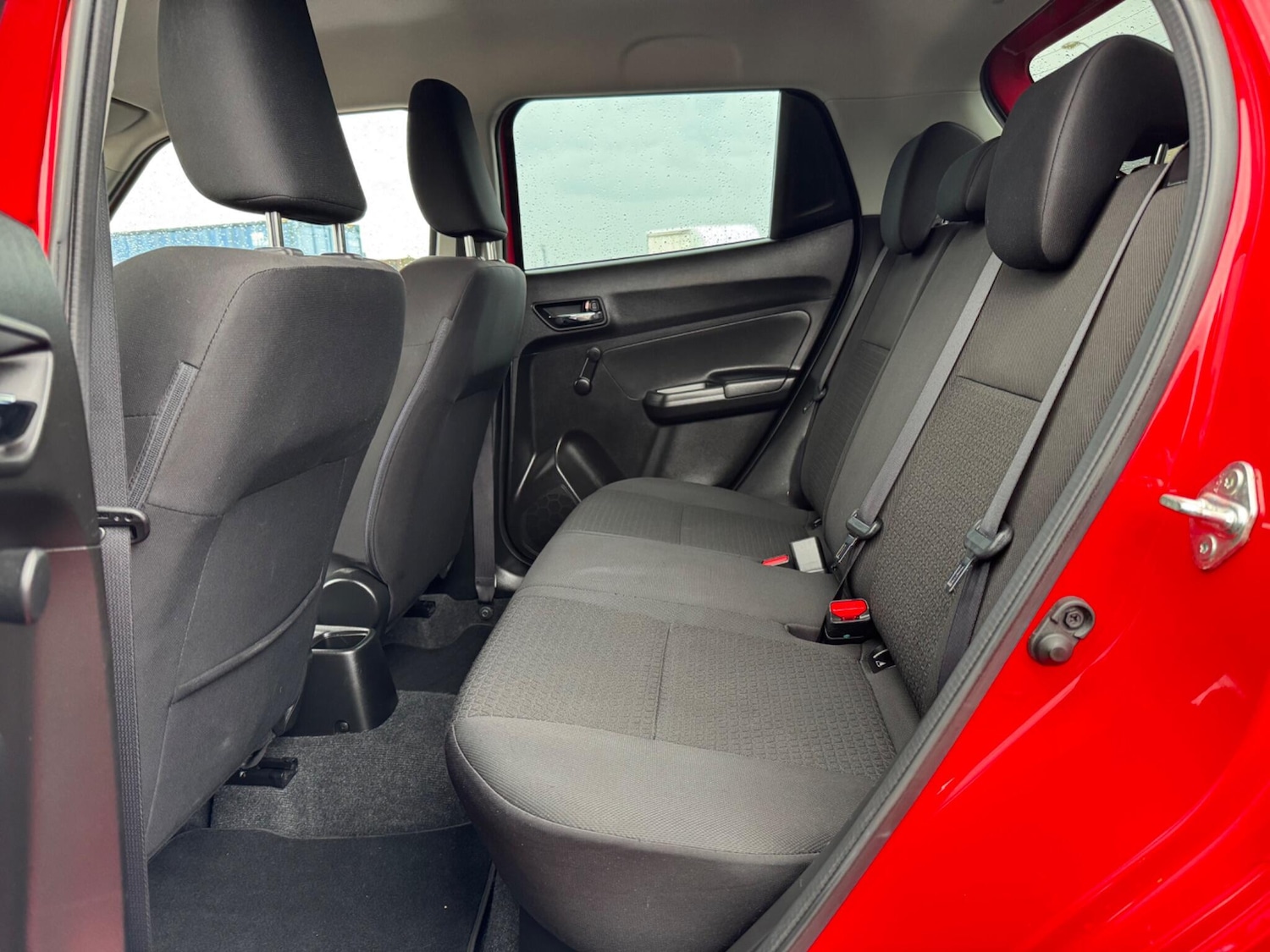 Used Suzuki Swift 2018 for sale - 76840730: Photo 35