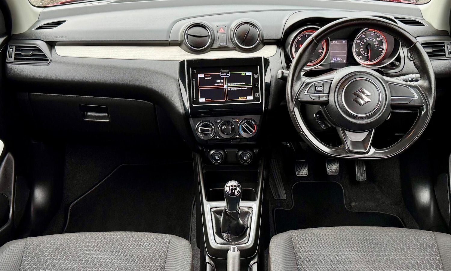 Used Suzuki Swift 2018 for sale - 76840730: Photo 38