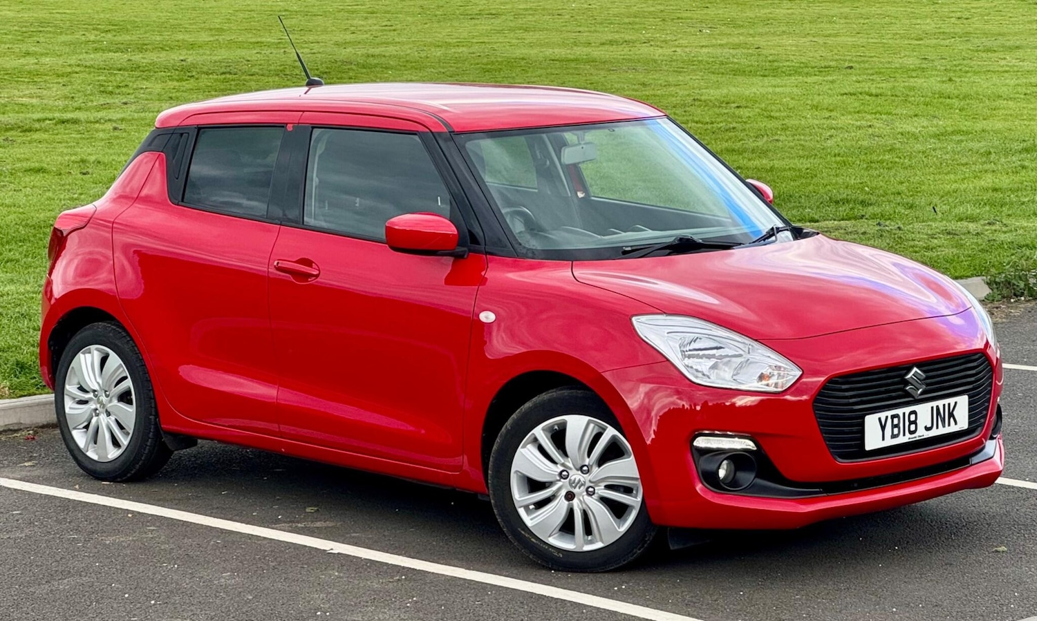 Used Suzuki Swift 2018 for sale - 76840730: Photo 6