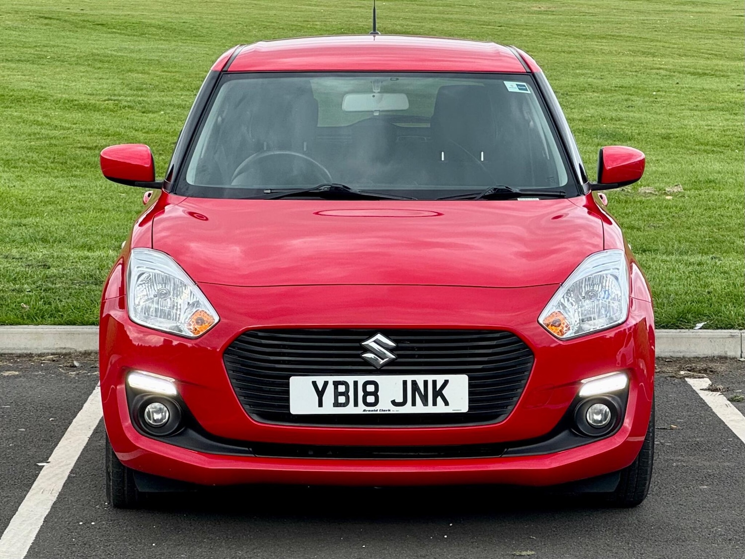 Used Suzuki Swift 2018 for sale - 76840730: Photo 8