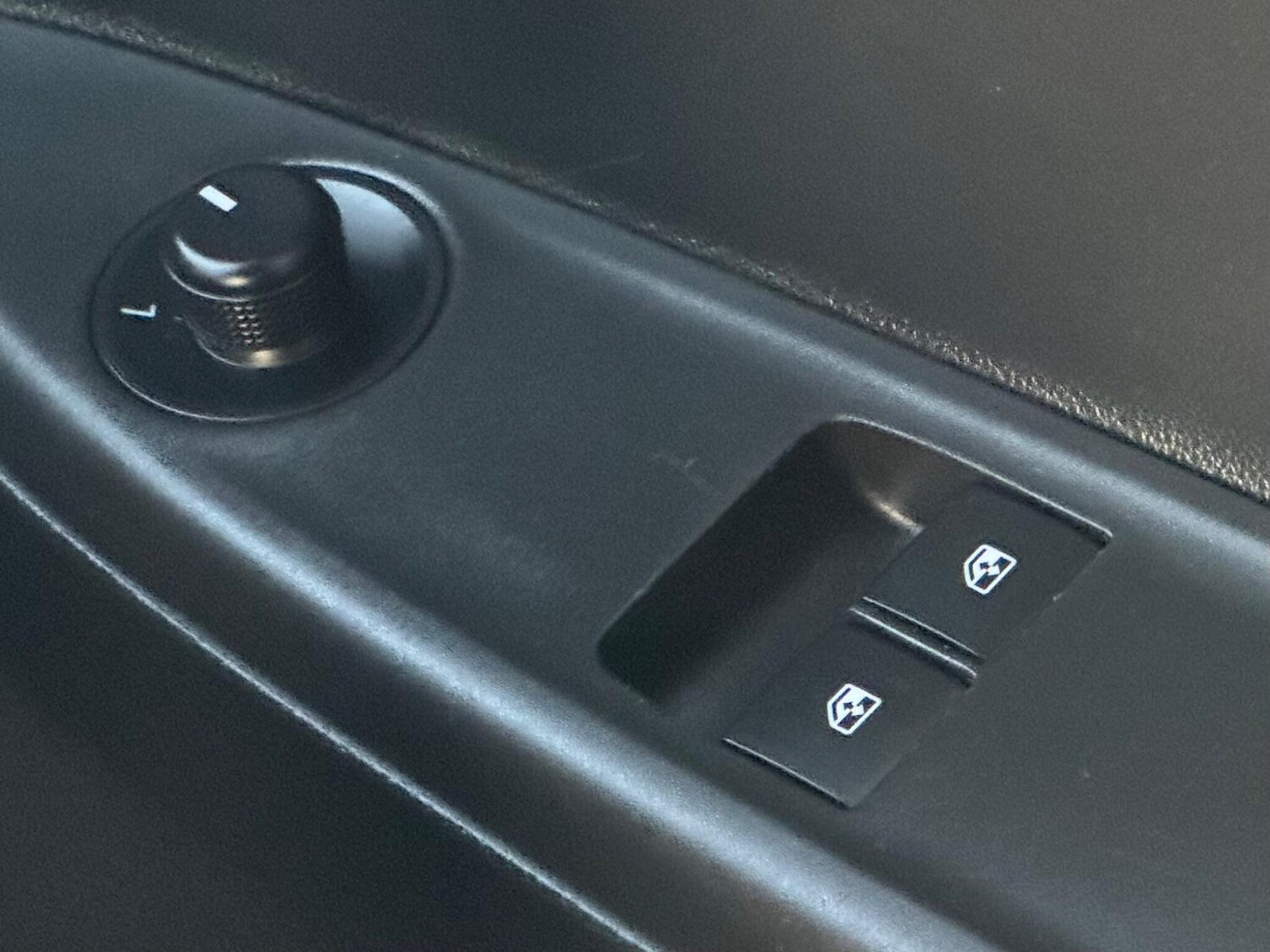 Used Vauxhall Viva 2015 for sale - 78019466: Photo 36