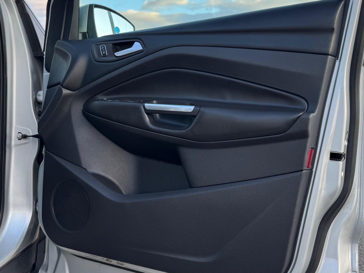 Used Ford Kuga 2014 for sale - 76840743: Photo 19