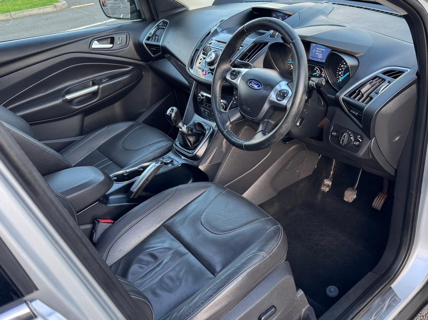 Used Ford Kuga 2014 for sale - 76840743: Photo 21