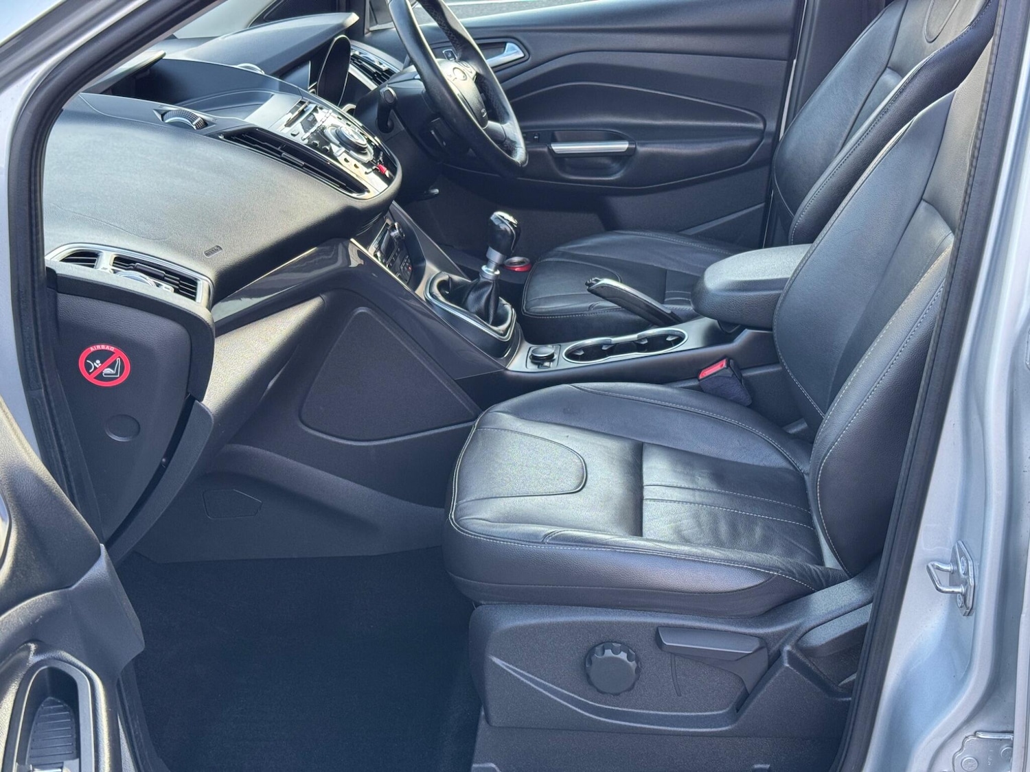 Used Ford Kuga 2014 for sale - 76840743: Photo 25