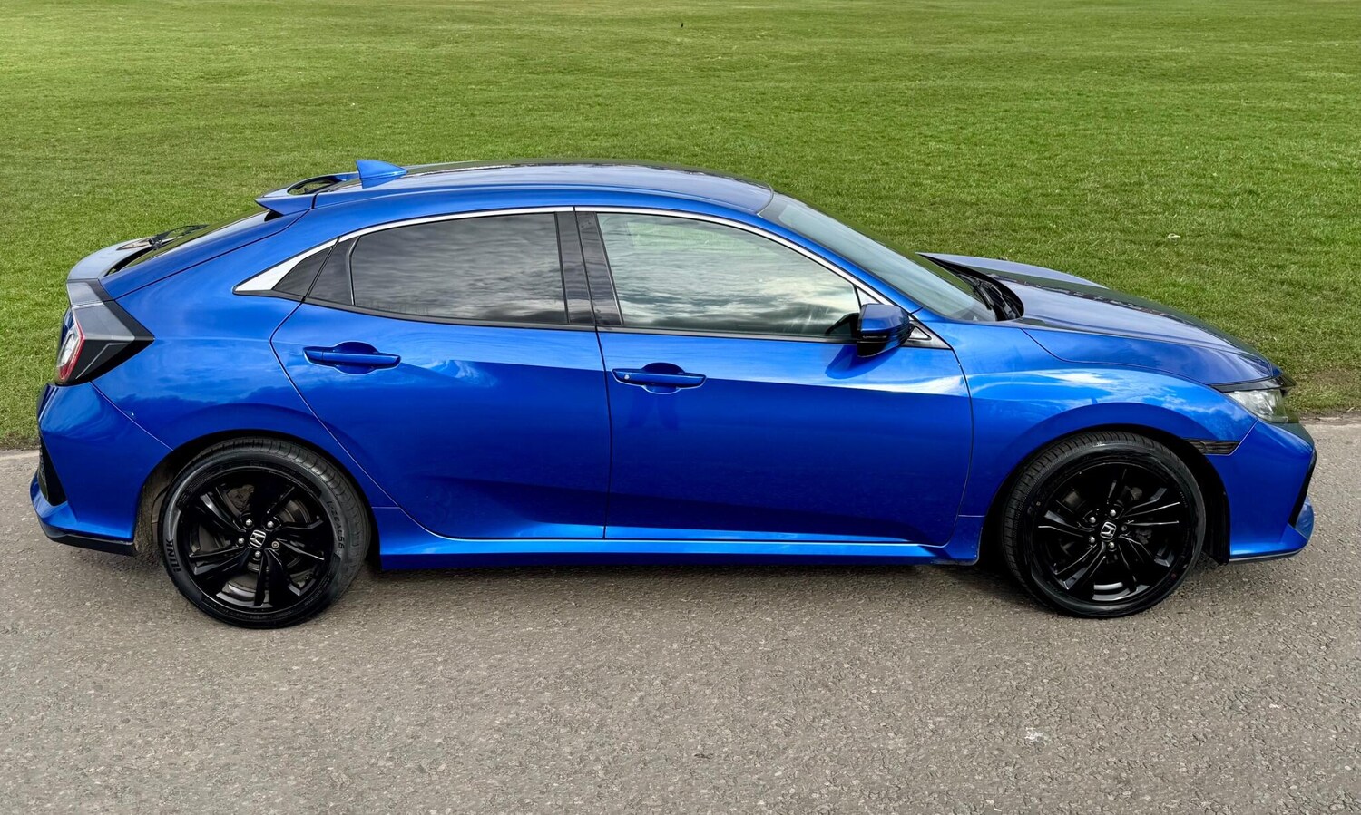 Used Honda Civic 2019 for sale - 77940302: Photo 10