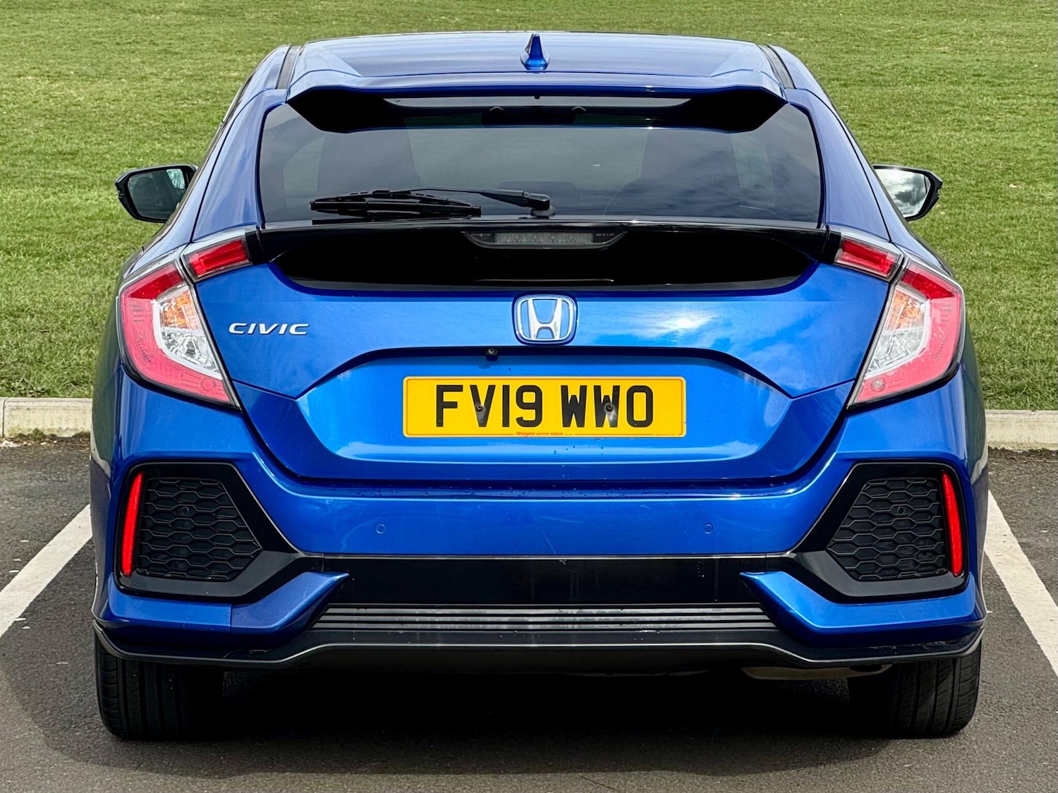 Used Honda Civic 2019 for sale - 77940302: Photo 8