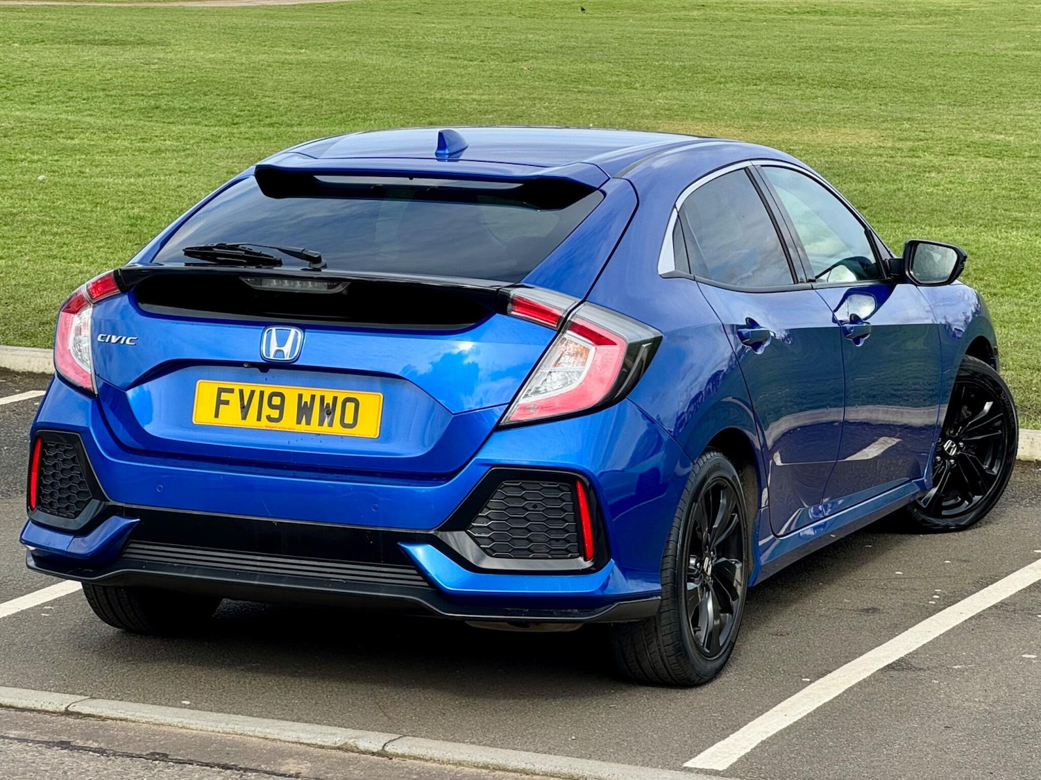 Used Honda Civic 2019 for sale - 77940302: Photo 9