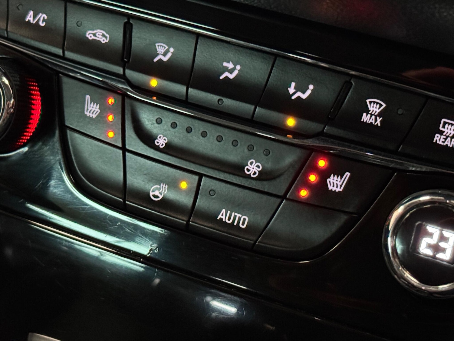 Used Vauxhall Astra 2017 for sale - 78062762: Photo 44