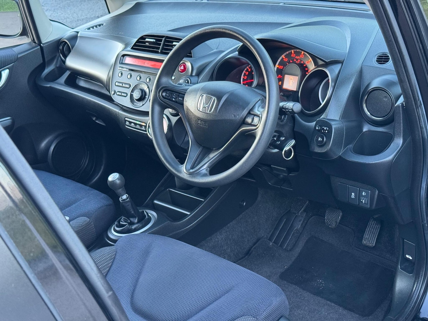 Used Honda Jazz for sale - 77020962: Photo 2