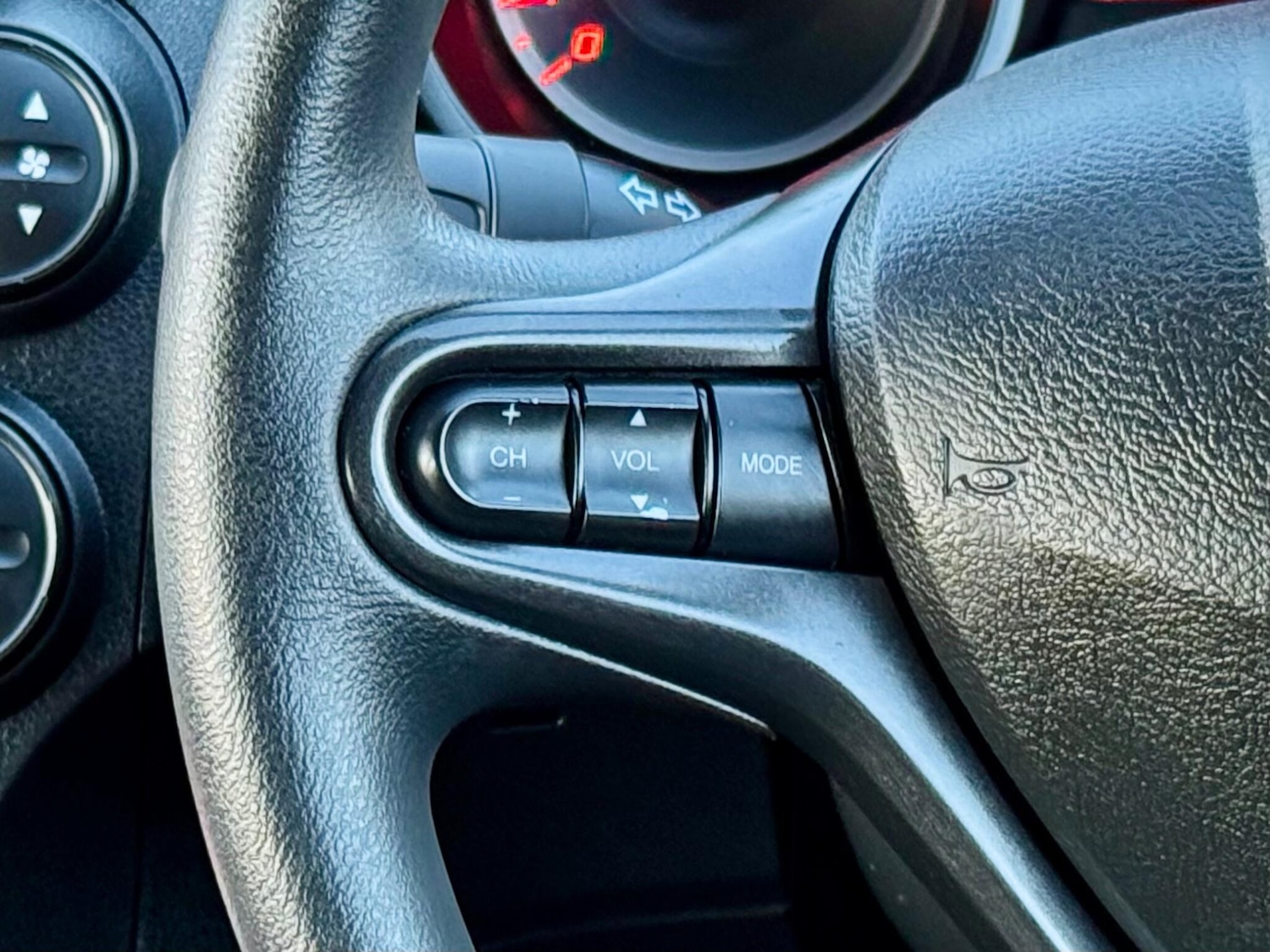 Used Honda Jazz for sale - 77020962: Photo 32