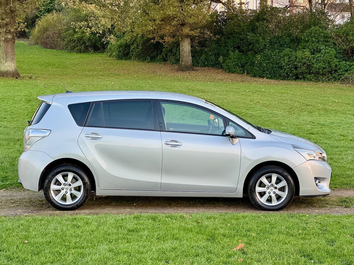 Used Toyota Verso 2015 for sale - 76839351: Photo 15