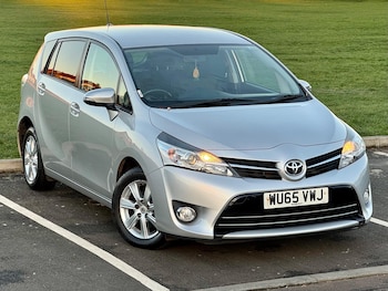 (65) - 1.6 D-4D Icon Euro 6 (s/s) 5dr