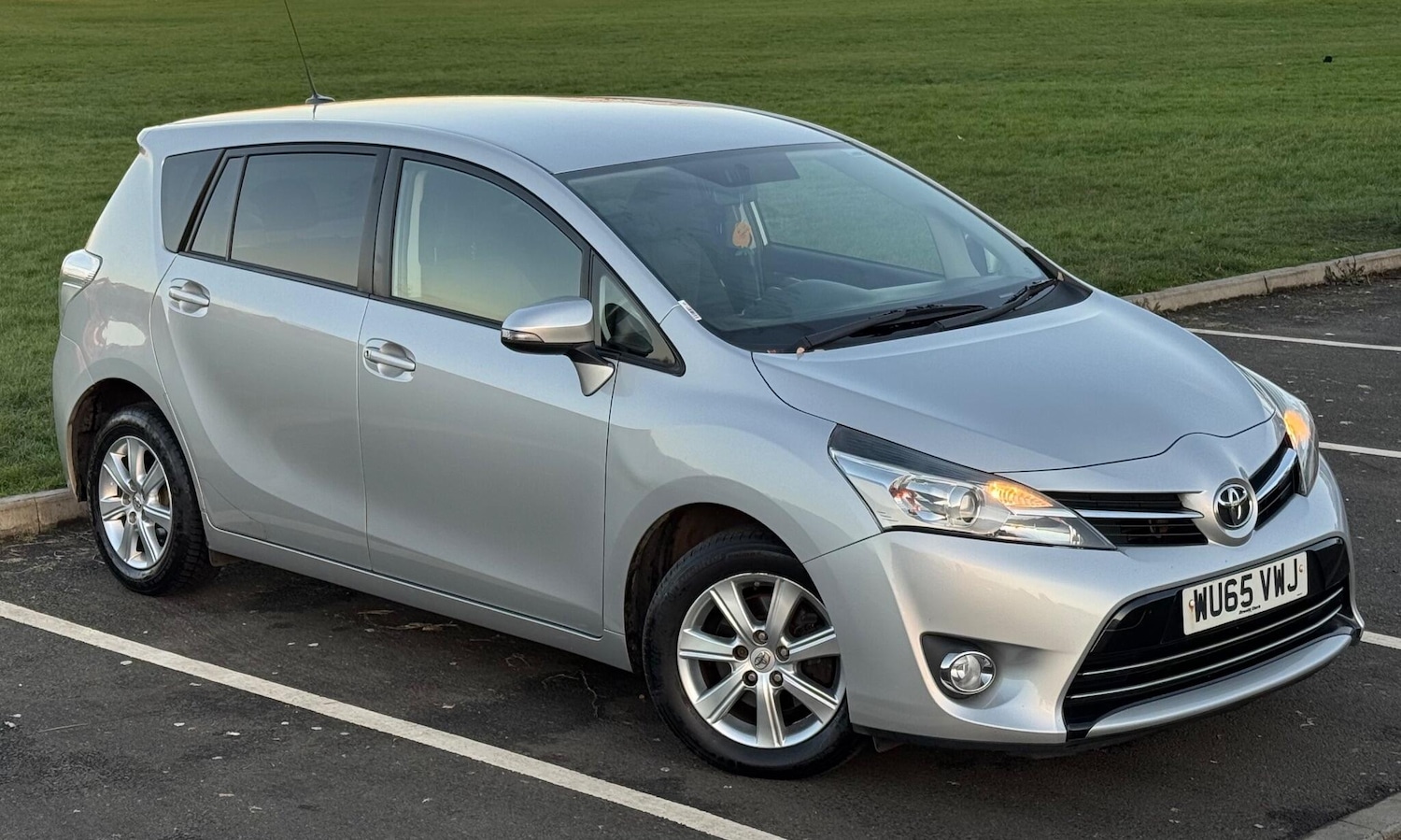 Used Toyota Verso 2015 for sale - 76839351: Photo 6