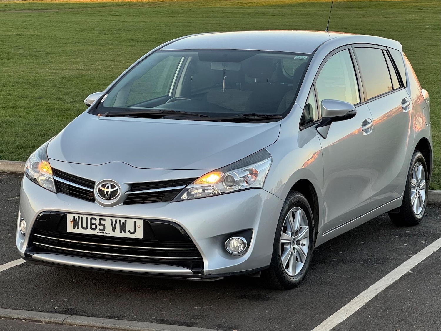 Used Toyota Verso 2015 for sale - 76839351: Photo 9